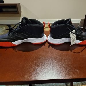Adidas Own The Game basketball shoes SIZE 5.5